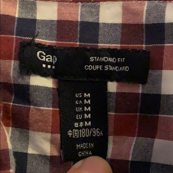 Men’s Gap Button Up - Picture 3 of 3